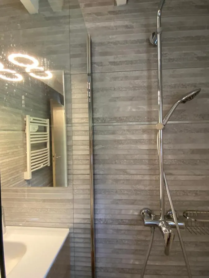Apartment Le 103. Chalet 3 Chambres. Terrasse. Parking. Wifi. Cauterets