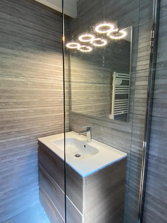 Le 103. Chalet 3 Chambres. Terrasse. Parking. Wifi. Cauterets Apartment